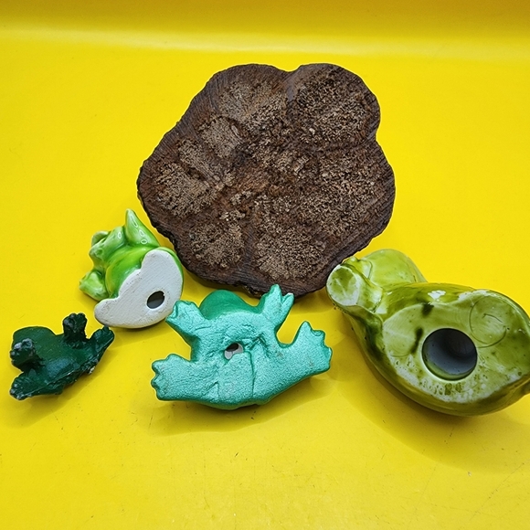 Vintage Frog Figurine Mixed Lot Glass Ceramic Mid Century Miniature - Picture 4 of 4